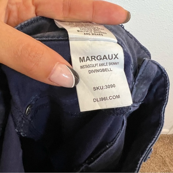 DL1961- Margaux Instasculpt Ankle Skinny in Divingbell- 26 - Picture 13 of 13